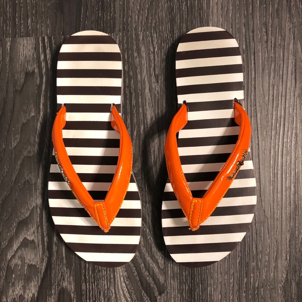 Henri Bendel Sandals